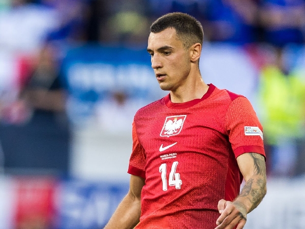Bek Arsenal, Jakub Kiwior, pernah bermain di Serie A