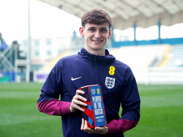 Liverpool Tolak Tawaran Pertama untuk Tyler Morton dari RB Leipzig