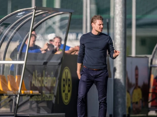 Salah satu asisten pelatih baru Borussia Dortmund, Lukasz Piszczek