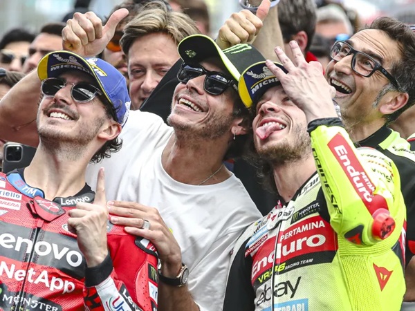 Marco Bezzecchi Klaim Valentino Rossi Bahagia dengan Kepindahannya