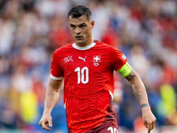 Granit Xhaka menjadi andalan untuk Bayer Leverkusen dan timnas Swiss