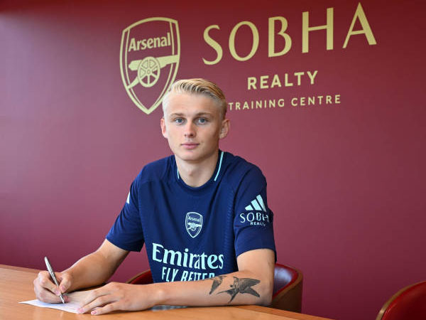 Arsenal Resmi Datangkan Kiper Muda Denmark, Lucas Nygaard