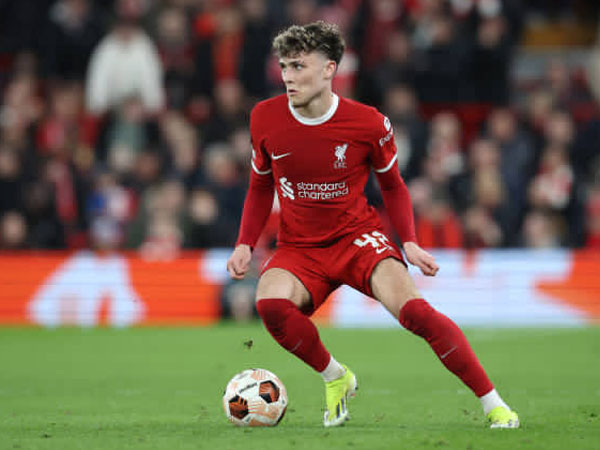 Bobby Clark Diburu Banyak Klub, Masa Depannya di Liverpool Dipertanyakan