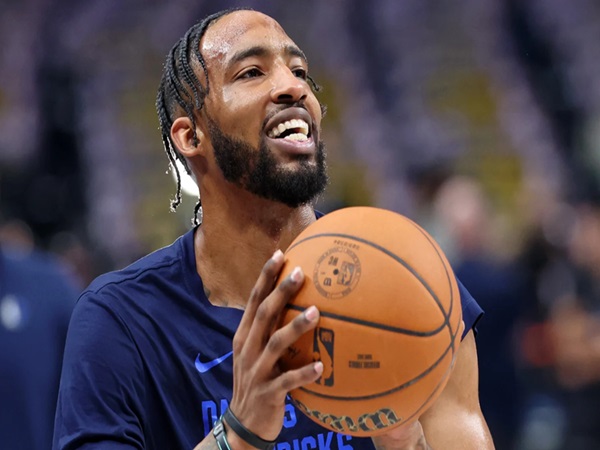 Clippers Menandatangani Derrick Jones dengan Kontrak Tiga Tahun