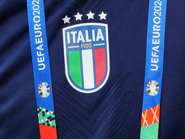 Penyalahgunaan Posisi, Asosiasi Sepak Bola Italia Terjerat Denda
