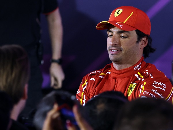 Carlos Sainz Jr tidak mau terburu-buru tentukan masa depan.