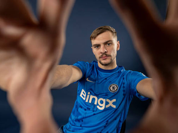 Dapat Kontrak Lima Tahun, Chelsea Umumkan Transfer Kiernan Dewsbury-Hall