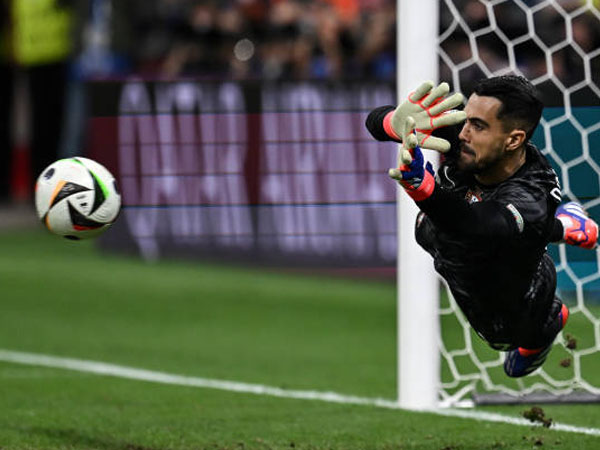 Jadi Pahlawan Timnas Portugal, Diogo Costa Catat Sejarah Baru