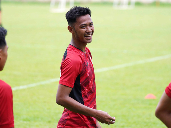 Gelandang Persija Jakarta, Resky Fandi mulai ikut berlatih