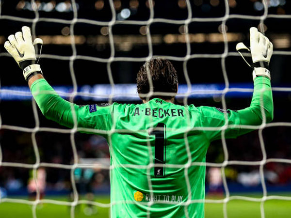 Galang Dana untuk Korban Banjir, LFC Foundation Bantu Alisson Becker