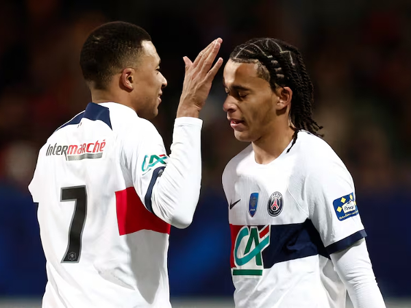 Kylian Mbappe dan Ethan Mbappe