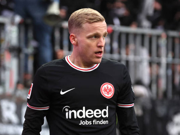 Girona Segera Rampungkan Transfer Donny van de Beek dari Man United