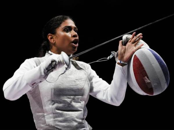 Ysaora Thibus pernah tiga kali mengikuti Olimpiade dengan prestasi terbaik perak floret beregu di Tokyo. (Foto: AFP)