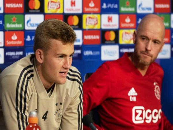 Erik ten Hag ngotot ingin mendatangkan Matthijs De Ligt dari Bayern Muenchen, untuk menduetkannya dengan Lisandro Martinez di jantung pertahanan MU / via Reuters