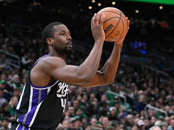 Harrison Barnes senang bisa bermain untuk San Antonio Spurs.