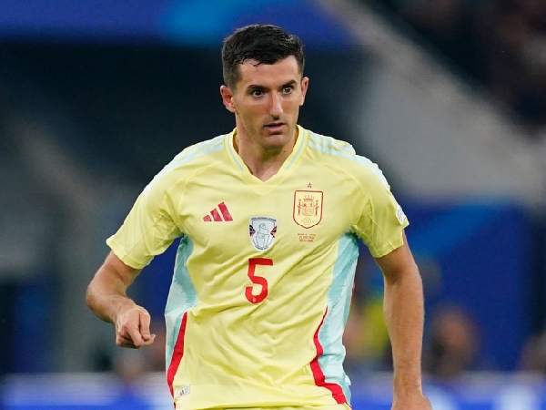 Daniel Vivian mengomentari cemoohan yang diterima Marc Cucurella