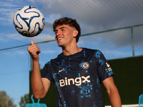 Marc Guiu bergabung dengan Chelsea dari Barcelona