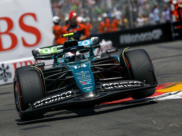 Toto Wolff sebut Mercedes sempat goda Alonso tetapi gagal.