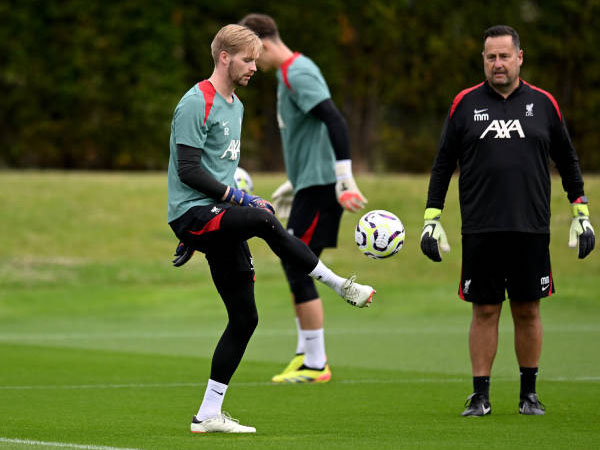 Caoimhin Kelleher Sambut Baik Pelatih Kiper Liverpool yang Baru