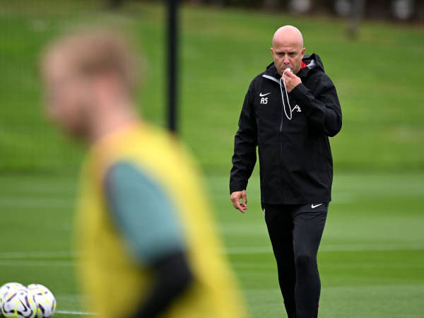 Susunan Staf Kepelatihan Arne Slot di Liverpool Mulai Terbentuk