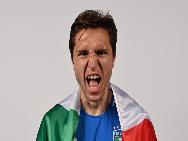 Tottenham buru Chiesa