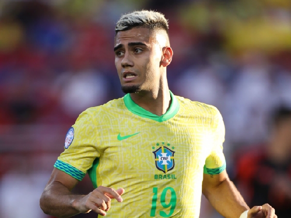 Chelsea mengidentifikasi gelandang Fulham, Andreas Pereira