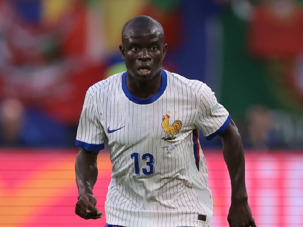 West Ham tertarik dengan mantan gelandang Chelsea, N'Golo Kante