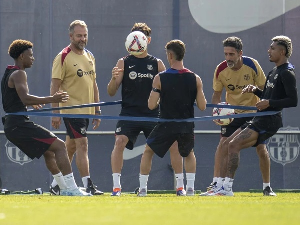 Hansi Flick Bicara tentang Pentingnya Disiplin dan Filosofinya