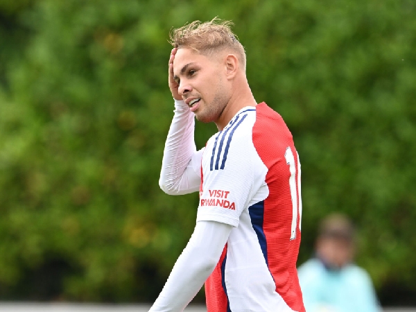 Emile Smith Rowe disinyalir akan meninggalkan Arsenal