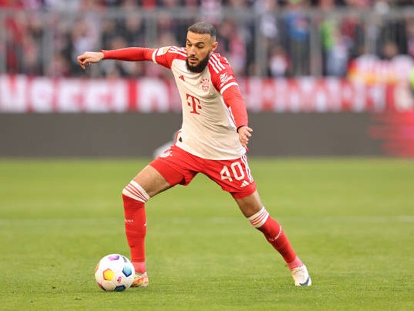 Erik ten Hag Ingin Rekrut Noussair Mazraoui untuk Bangkitkan Karier Antony