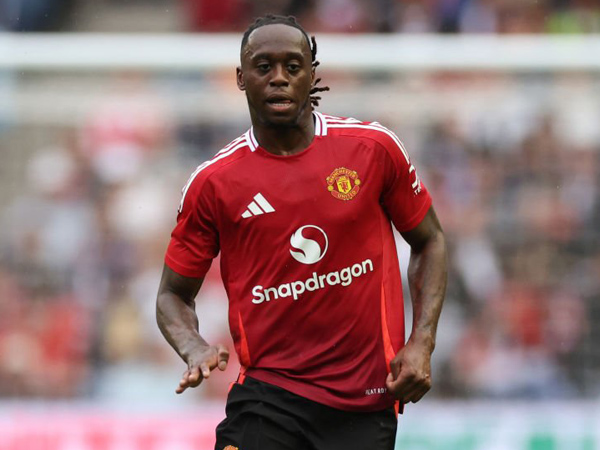 Aaron Wan-Bissaka.