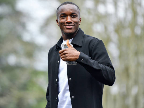 Dikontrak Lima Tahun, Moussa Diaby Resmi Bergabung dengan Al-Ittihad