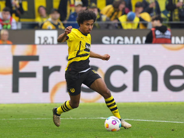 Juventus dan Liverpool Bersaing Dapatkan Karim Adeyemi