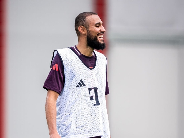 West Ham United mengincar bek kanan Bayern Munich, Noussair Mazraoui