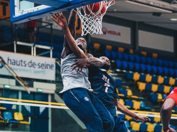 Foto “poster dunk” Anthony Edwards terhadap Kevin Durant dalam latihan Olimpiade AS di akun X Wolves sudah dilihat lebih dari 445.000 kali dan terus bertambah. (Foto: X)