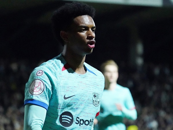 Alejandro Balde Berencana untuk Pensiun di Barcelona