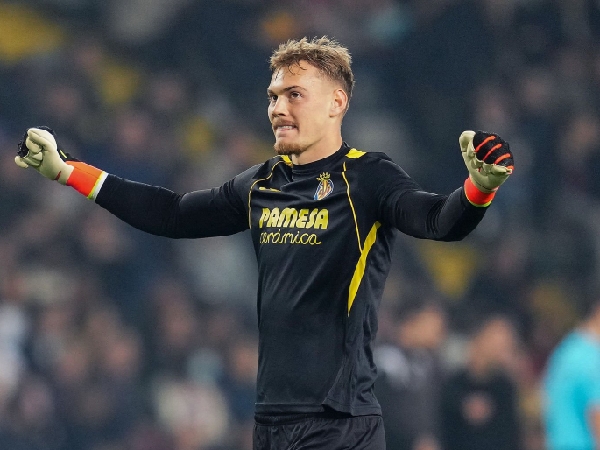 Chelsea segera mendapatkan kiper Villarreal, Filip Jorgensen