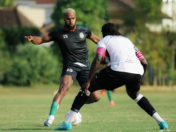 Pemain asing PSS Sleman, Phil Ofosu-Ayeh