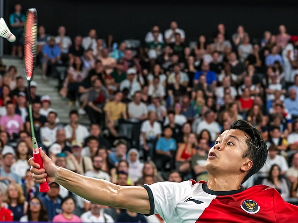 Anthony Ginting Pantang Menyerah Hadapi Junior Popov di Laga Kedua