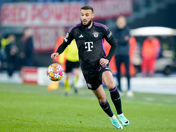 Noussair Mazraoui Semakin Dekat untuk Bergabung dengan Manchester United