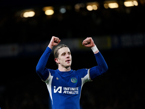 Atletico Madrid intens berkomunikasi dengan Chelsea dalam upaya klub untuk mendatangkan gelandang Conor Gallagher ke Wanda Metropolitano / via Getty Images