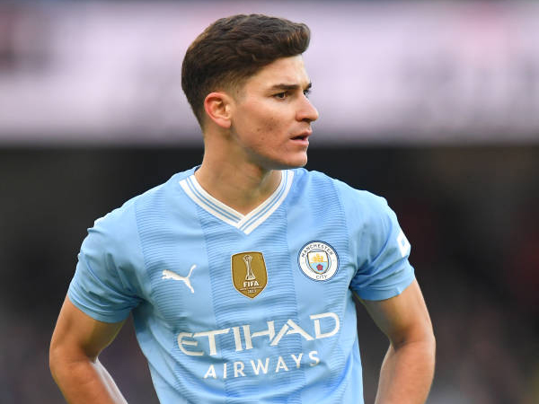 Julian Alvarez Bicara Tentang Ketidakpuasan Terhadap Perannya di Man City