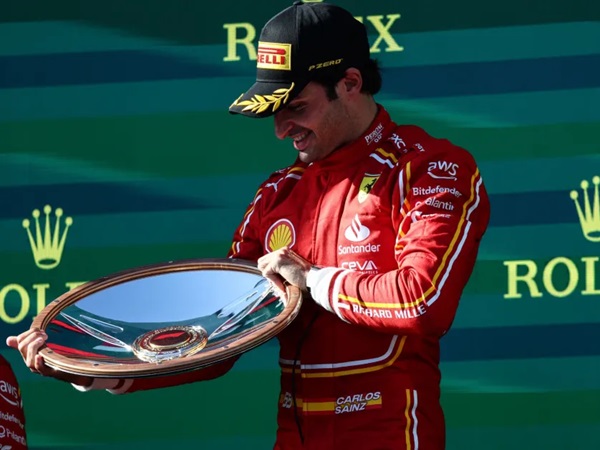 James Vowles Terkejut Carlos Sainz Diabaikan Red Bull dan Mercedes