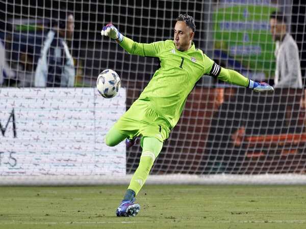 Sudah dijadwalkan tes medis, Keylor Navas batal bergabung ke AC Monza / via Reuters