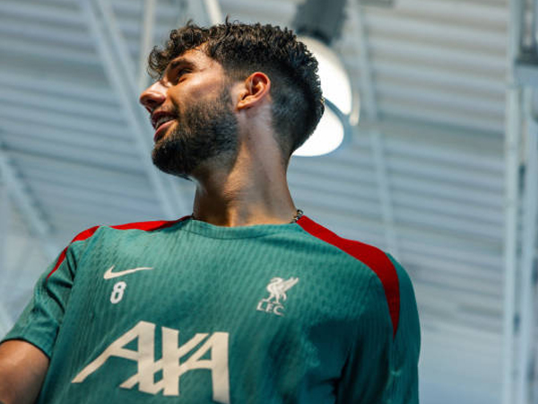 Ini Alasan Liverpool Tidak Mainkan Dominik Szoboszlai Saat Lawan MU