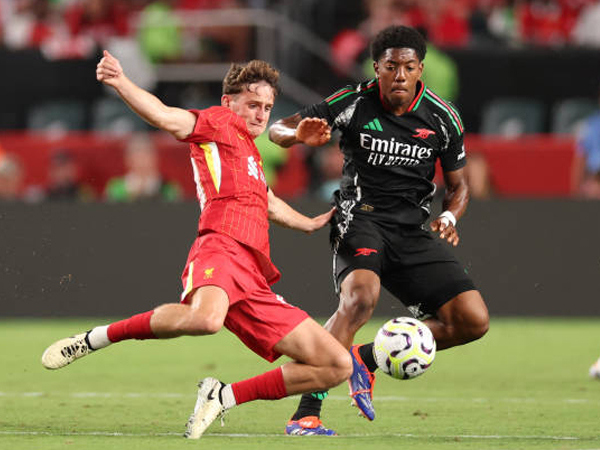 Tyler Morton Ungkap Betapa Menawannya Gaya Permainan Arne Slot di Liverpool