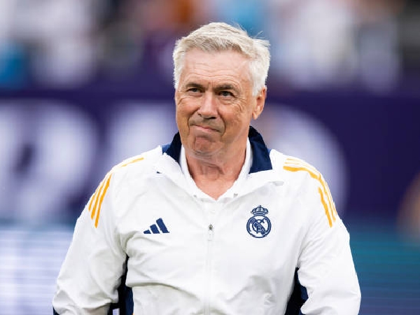 Carlo Ancelotti membahas situasi di Chelsea