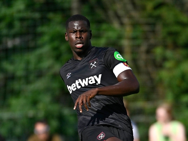 West Ham United akan menyingkirkan Kurt Zouma