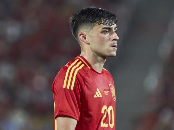 Pedri Sambut Kedatangan ​​Dani Olmo di Barcelona