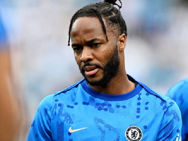 Penyerang Chelsea, Raheem Sterling, dibidik oleh Juventus